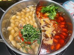 -老城鲜·小海鲜贝贝煲火锅(壹方城店)