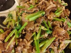 -靠山屯东北农家菜(八龙桥雅苑店)