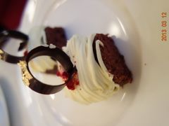 红丝绒下午茶-Salon de Ville浦江汇(上海外滩华尔道夫酒店店)