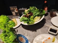 -德天肥牛海鲜火锅(城西银泰店)