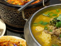 -万重锦·人文川菜馆(骡马市店)