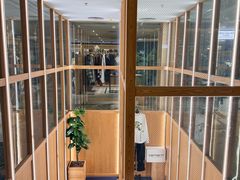 -i·t blue block(杭州湖滨银泰in77B区店)