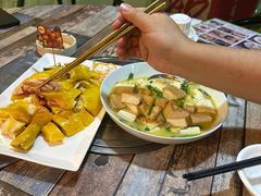-食德喜·阳山鸡王食研基地