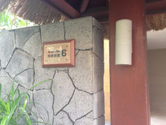 -三亚湾海居铂尔曼度假酒店