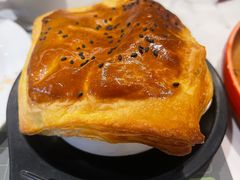 -金马门国际美食百汇(珞喻路店)