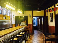 -麦落精酿啤酒餐吧(先农大院店)