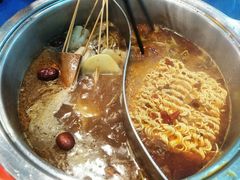 -马路边边串串香(涑河南街店)