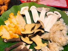 -钢管厂五区小郡肝串串香火锅(梅川路店)