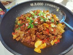 三年剁椒肉炒肉-味上湘菜馆(河马店)