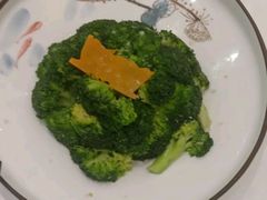 -伊和园清真餐饮