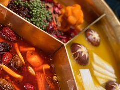 -湊湊火锅·茶憩(打浦桥日月光店)