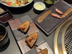 -铭牛烧肉·和牛海鲜自助(高新月牙湖店)