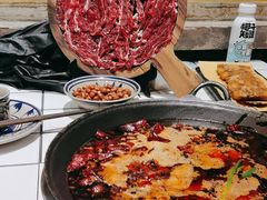 -旧街市鲜货老火锅(大光路店)