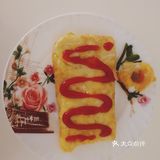 蒜。步骤1：把胡萝卜擦丝，圆白菜切碎，芹菜切丁