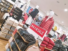-优衣库(太原龙湖万达广场店)