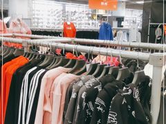 -上品折扣(回龙观店)