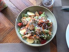 田园烤鸡沙拉-自然食集西餐厅(泰晤士小镇店)