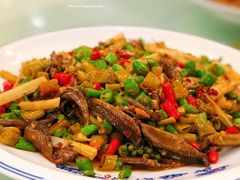 火爆鳝鱼-沙坪坝区稀饭村餐馆