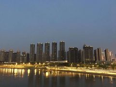 -南京眼步行桥