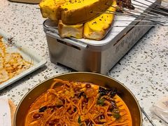 -小董哥烤串·爆汁大油边(故宫店)
