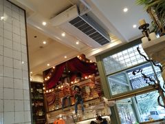 -玛格萝妮比萨屋(四平店)