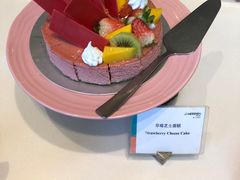 草莓芝士蛋糕-厦门艾美酒店·新食谱西餐厅