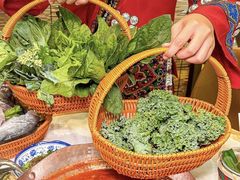-王奋斗贵州酸汤牛肉火锅