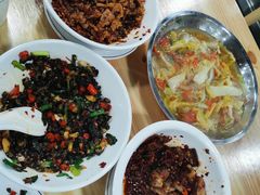 -笨罗卜浏阳菜馆(太平街店)