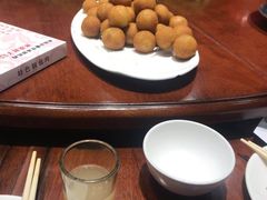 -老码头黑皮肘子锅包肉(赣水路店)