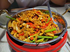 铜锅香辣鱿鱼须-望湘园湖南菜(西安曲江大悦城店)