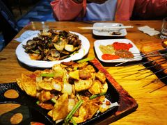 铁板土豆片-老胖串店(山大路店)