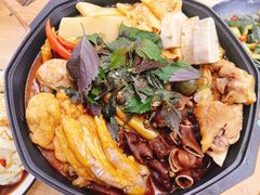 -老表记广西宵夜螺蛳鸭脚煲(东盟店)