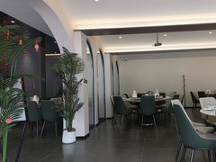 -何适山庄 ·可团建(水长城P2停车场店)