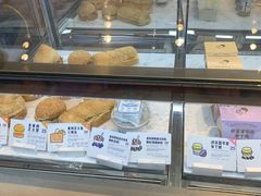面包甜点陈列柜-喜茶(上海正大广场店)