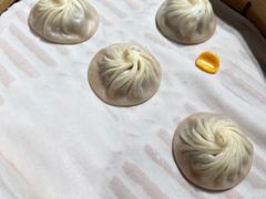 黑松露小笼包-鼎泰丰(当代商城店)