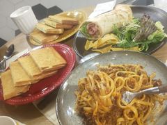 -HELLO 27 意面·沙拉·帕尼尼