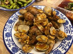 -江城燕子大排档(江汉路步行街店)