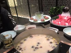 -捞王锅物料理(上海世茂广场店)