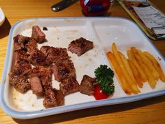 -菲滋意式休闲餐厅(北仑银泰城店)