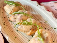 西班牙风味火腿鸡肉奶油春卷-BROWNSTONE布朗石西班牙餐厅(富城店)