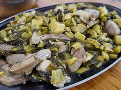-四更周店烤乳猪