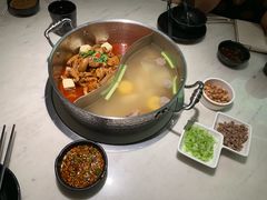 -左庭右院鲜牛肉火锅(浦江欢乐颂店)