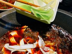 -石锅苗苗鱼(武汉首店)