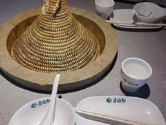 -老福耶小草帽石锅鱼(奥体店)