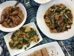 -瑞丰园庭院餐厅·白族传统家常菜