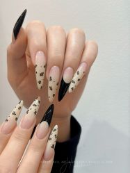 -花岐款式专研健康美甲沙龙