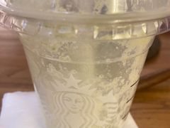 -星巴克(洛阳中州路王府井店)