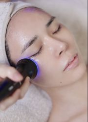 -悦瑢港湾科技美肤芳疗美容