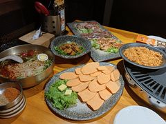 -那胡同里的小烤肉馆(开发区万达店)