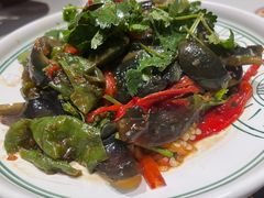 -云海肴·汽锅鸡·云南菜(天山百盛优客店)